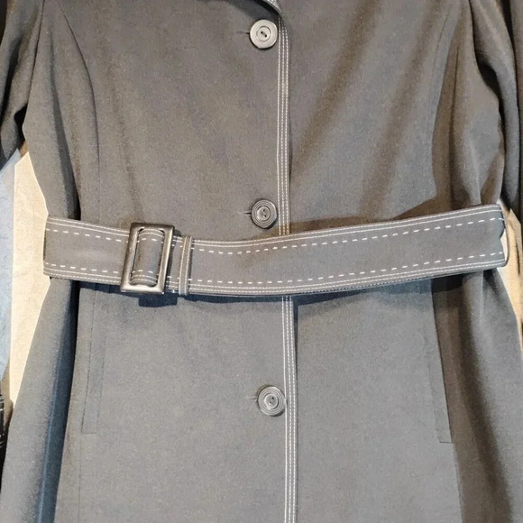Novelti Adorable Junior NWOT Women's Black Full Length Trench Coat in Size 7/8 - Picture 4 of 12
